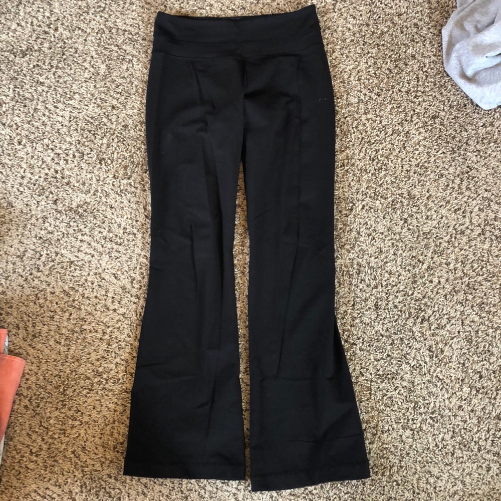 Lululemon yoga pants